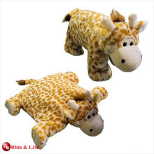 Coussin de girafe adorable en peluche